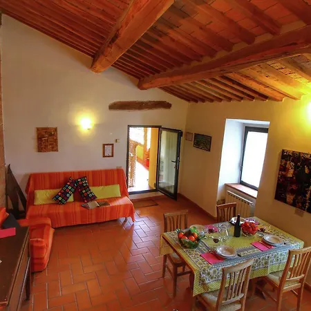 In Tuscany With Patio San Quirico dʼOrcia