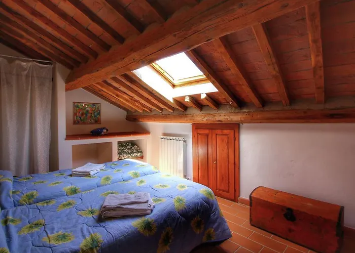 Vakantiehuis In Tuscany With Patio