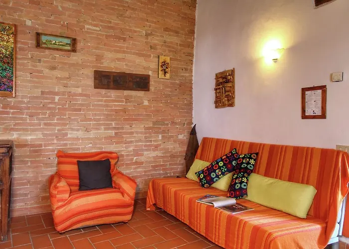 Vakantiehuis In Tuscany With Patio *